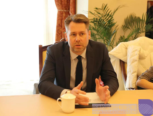 ׯ����Ϸ��(�й���)���޹�˾����